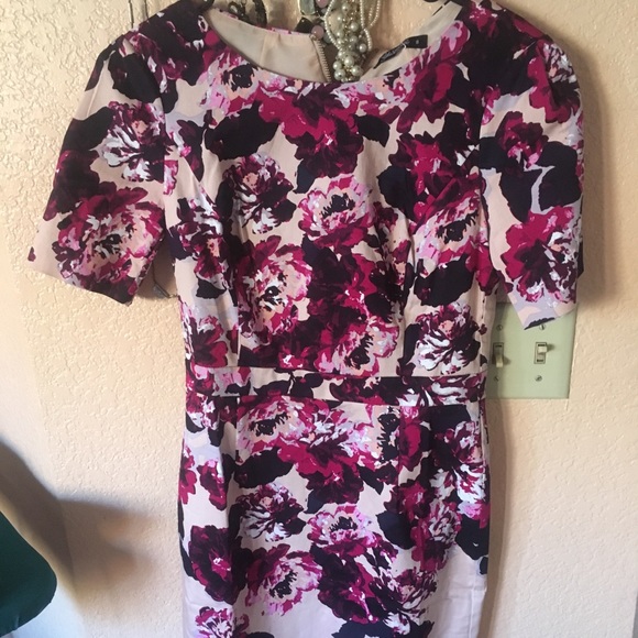Floral dress - NWT; size 8. - Picture 1 of 2